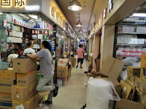 华强北手机市场变美妆批发市场,深圳华强北转型美妆城