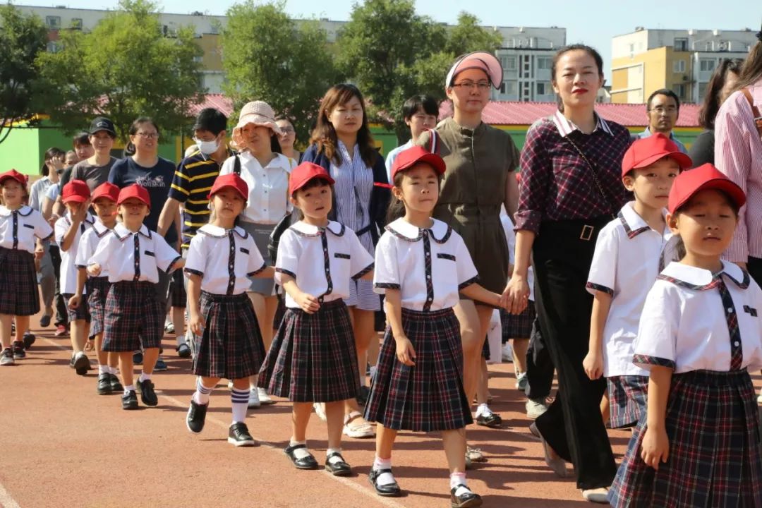 龙校关了、奥赛禁了、监管严了，教育行业的心态崩了吗？