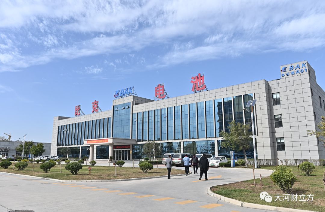 独家回应！深圳比克引发A股“连环雷”，实探郑州工厂|极刻