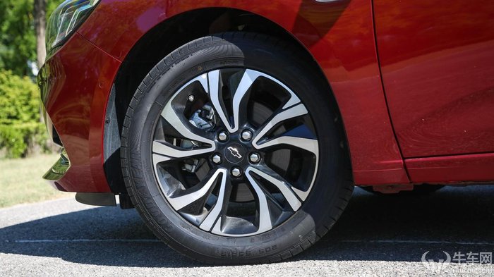 科鲁泽rs2022款,雪佛兰科鲁泽rs330畅快版驾驶技巧