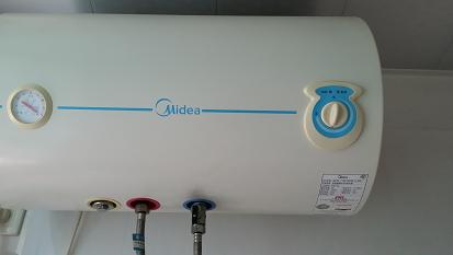 热水器排污功能怎么才能排污,热水器有污水打开是清水