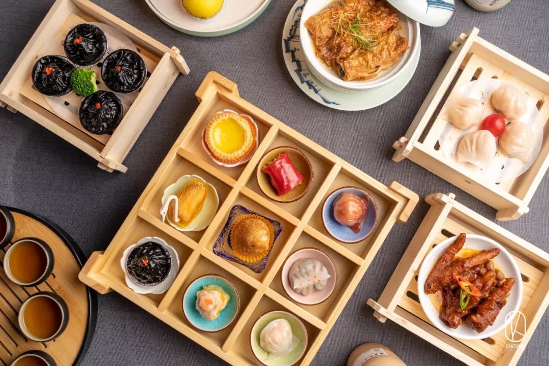 新店68折！杭州竟有餐厅公然把“浴缸”搬上桌，甚至为顾客准备了婚纱