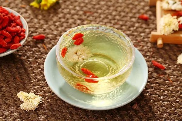 哪种菊花茶清热去火效果最好,什么品种的菊花茶清热去火效果好