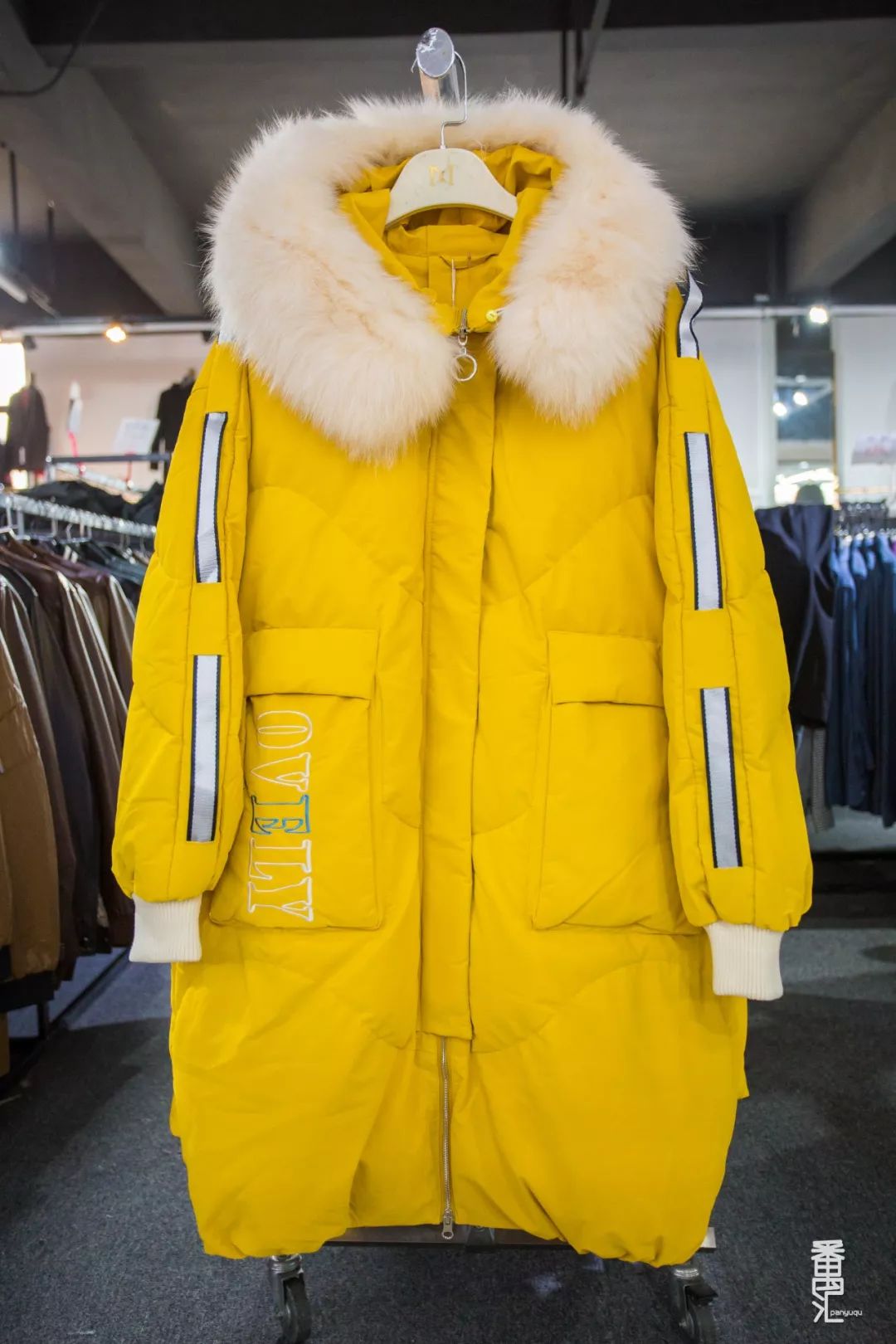 南村特卖,番禺南村服装厂清仓