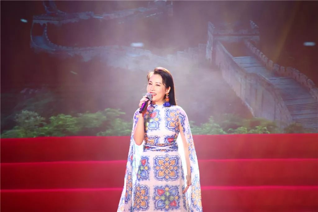 贵港三月三晚会,嗨翻啦