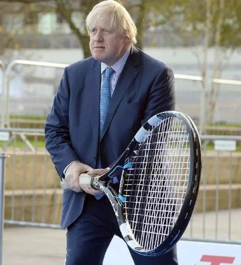 他44岁当市长，55岁当英国首相：躬身入局，方能成事