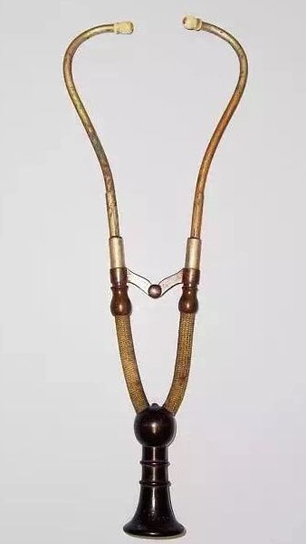 因女病人太丰满，他发明了“医学界马赛克”，却断送了所有男医生的福利