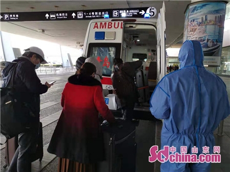 青岛流亭机场留观处：“6+X阳光温度服务”让旅客感受亲情大爱