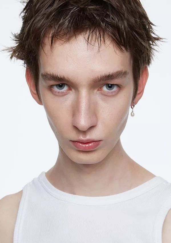 赶紧入手|一起做个戴珍珠项链的*男美**纸