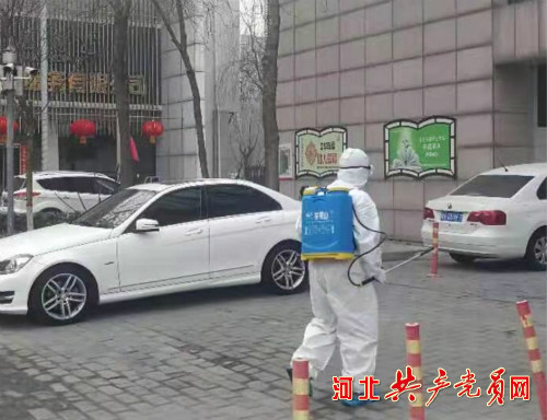 疫情期间医护人员逆行,医务人员疫情面前无畏逆行