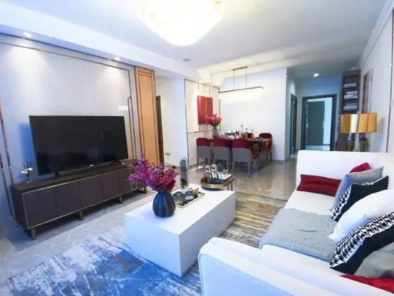 古镇保利和光尘樾值得入手吗,深度解析保利和光尘樾90户型在售