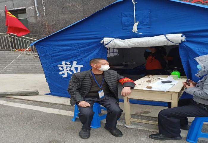 退役军人坚守疫线化身硬核担当,退役军人坚守战疫一线显担当