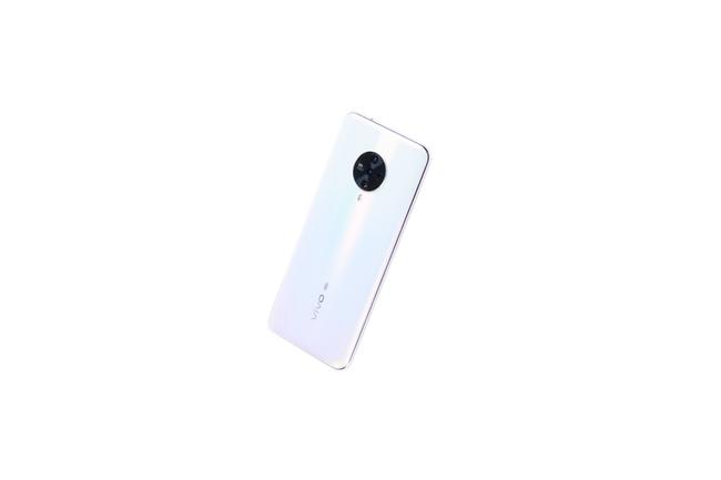 vivos6天鹅湖图赏,vivos6天鹅湖现代经典白