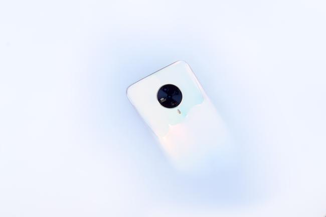 vivos6天鹅湖图赏,vivos6天鹅湖现代经典白