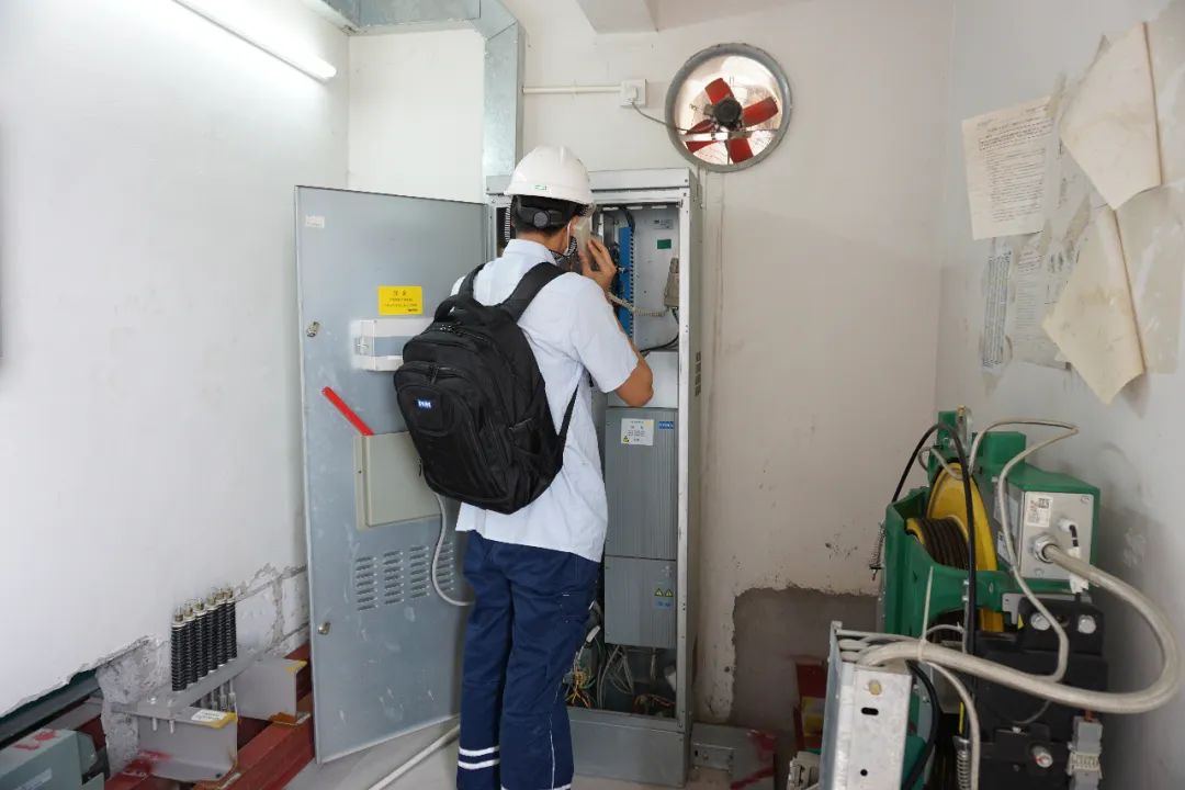 绿茵九龙湾清洁工日常工作篇,绿茵九龙湾项目