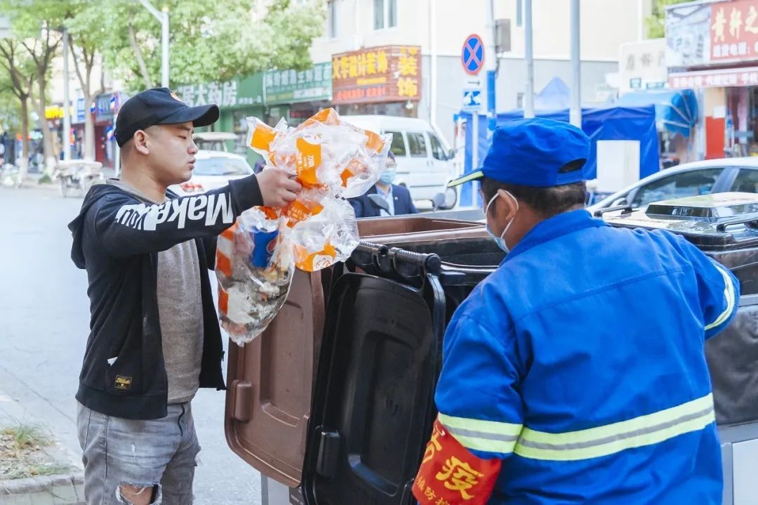 康桥生活记录,康桥商铺垃圾集中收运