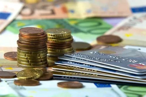 刷信用卡盗刷33万元,信用卡被盗刷33万