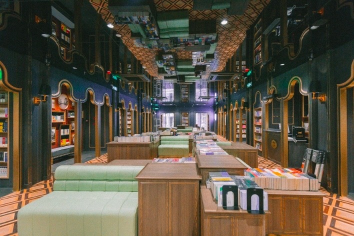 广州永庆坊钟书阁开放时间,最美书店钟书阁探店