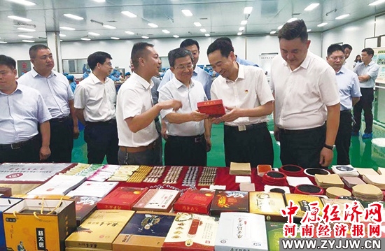 鍝佽川璧㈠ぉ涓嬭川閲忔眰鐢熷瓨,娑︾伒闆嗗洟钁ｄ簨闀跨帇甯呮稕