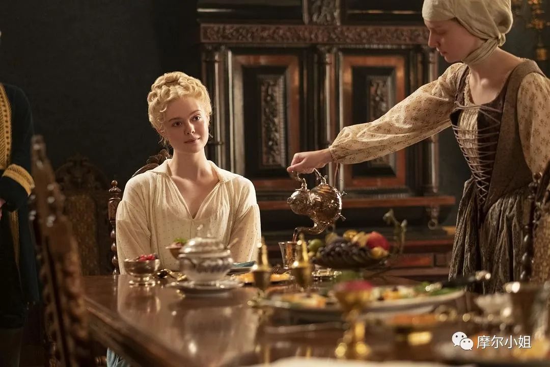 1秒都不浪费的人生有多爽？被《凯瑟琳大帝》女主圈粉