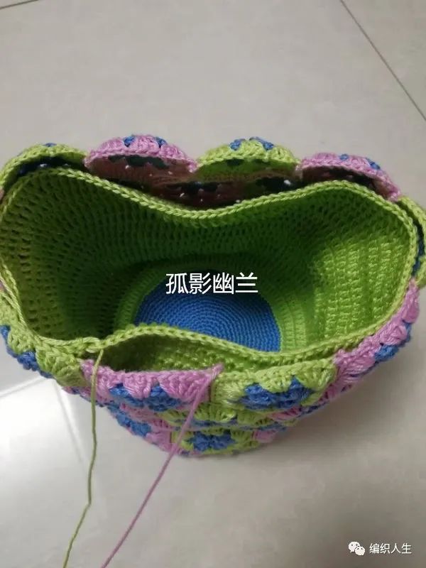 新妈咪手作钩针儿童双肩包教程,儿童钩针卡通双肩包全教程