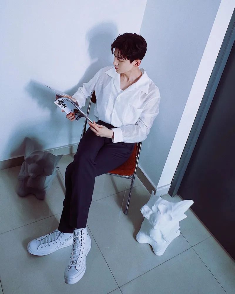 江疏影很有feel的鞋,杨幂的一字鞋子