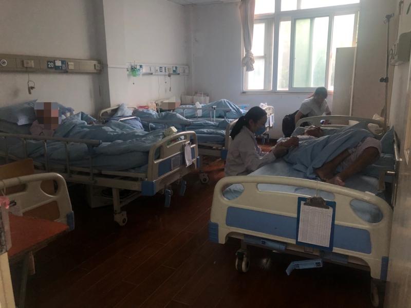 让记忆“橡皮擦”，再慢一点：天伦医院探索认知症医养康结合新模式