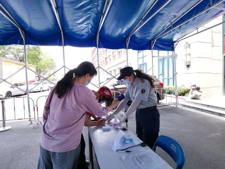 人民日报媒体报道,人民日报有关医院的新闻
