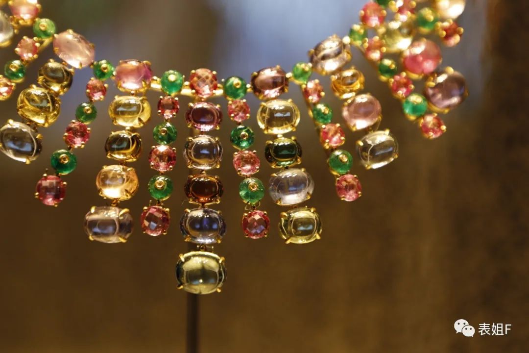 宝格丽入门级首饰盒,宝格丽白贝母小扇子首饰盒