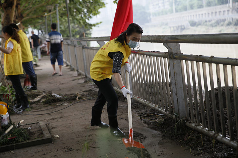 关注丨“第一书记”沉社区握指成拳打通“最后一公里”——重庆市綦江区探索城市基层治理新路径