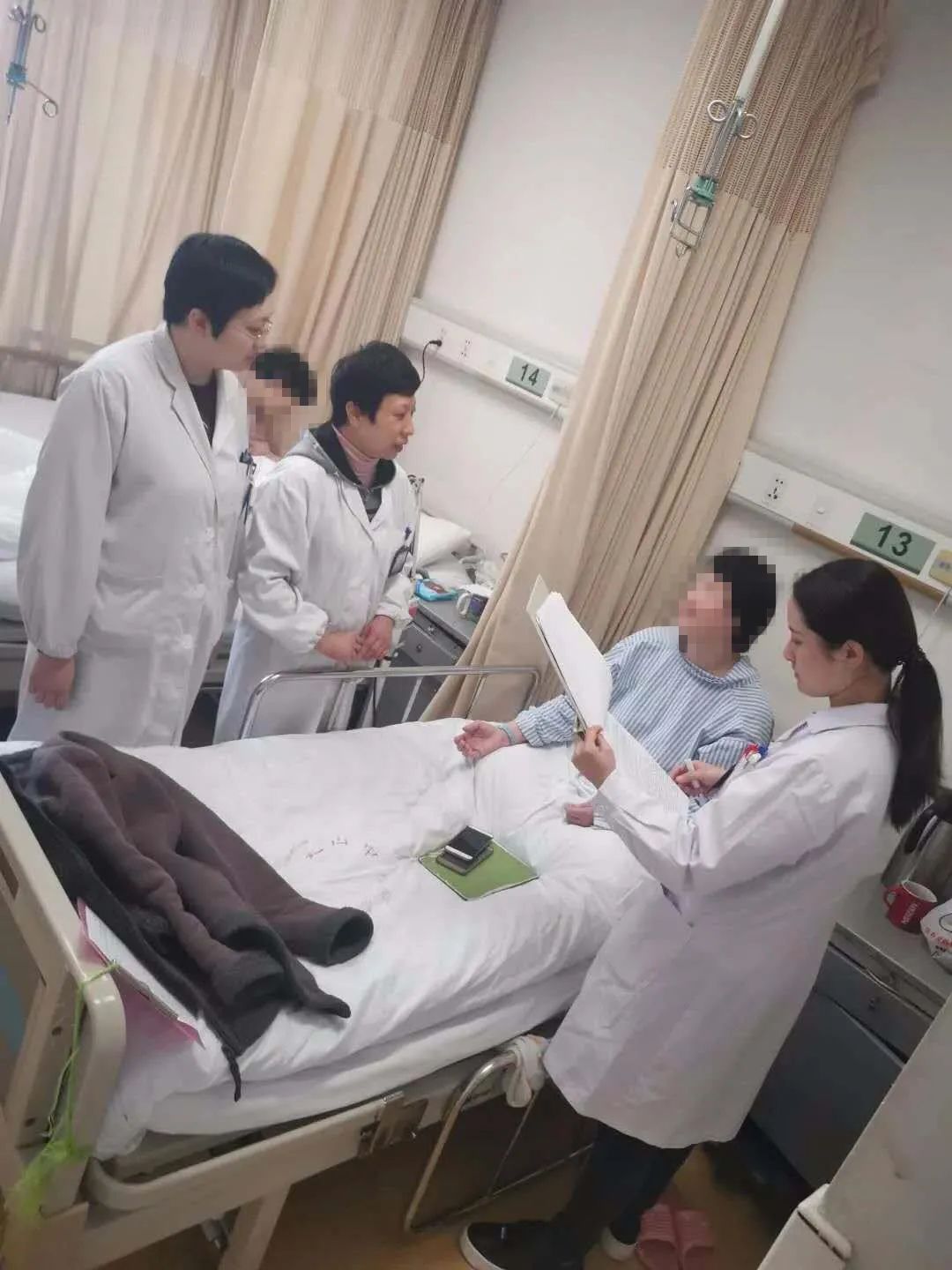 上海市中医院名老中医专家简介,上海市中医院名老中医坐诊