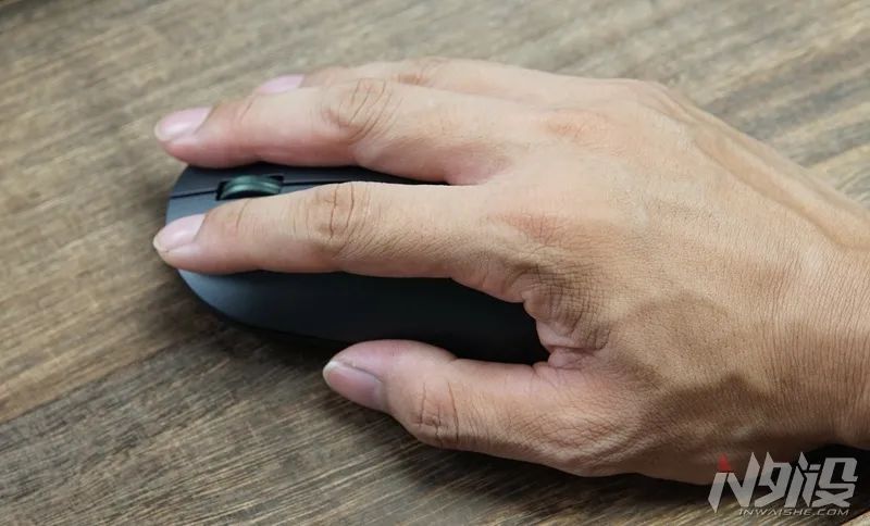 多彩m629有线鼠标测评,轻巧办公无线鼠标推荐