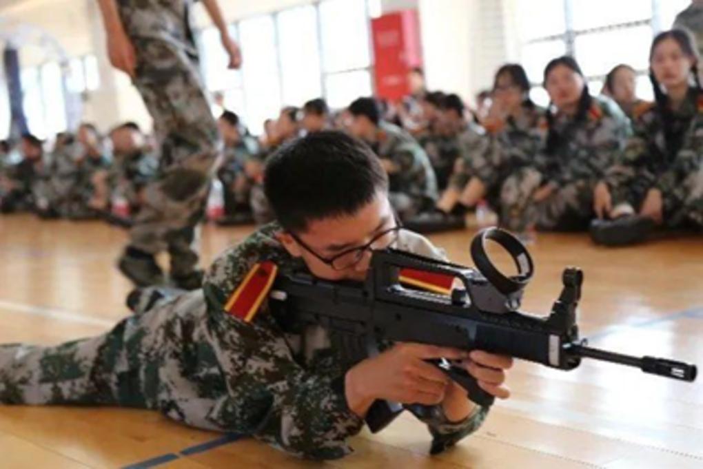 新颖有趣！军训的n种打开方式，等你来解锁