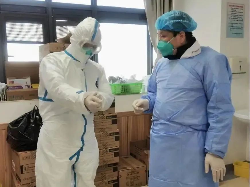 中国好人！江汉大学附属医院刘建华同志荣登“中国好人榜”，获评敬业奉献类好人称号