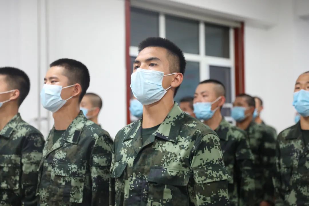军医新兵入伍第一天,新兵怎么快速适应连队生活