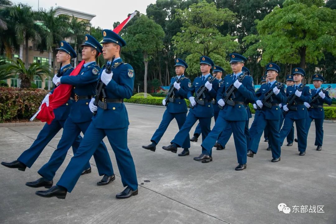 歌唱祖国升旗军乐团,歌唱祖国升旗2008