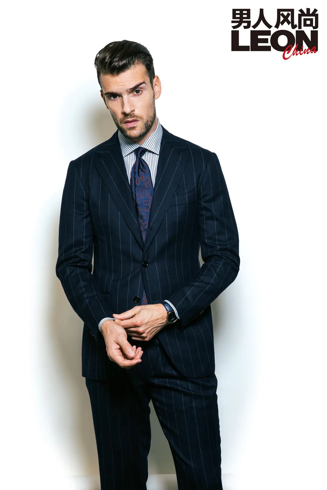 高雅和低俗的最大区别在于,哪种西装一看就很高级