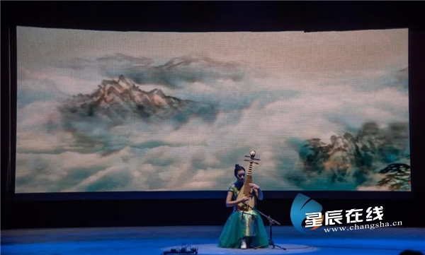 民乐与拇指琴,民乐与吉他乐队合奏