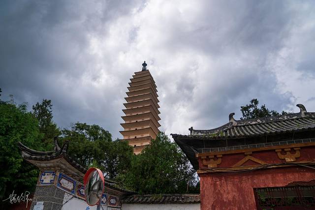 大理丽江哪个更适合人类居住,大理丽江给人的感觉
