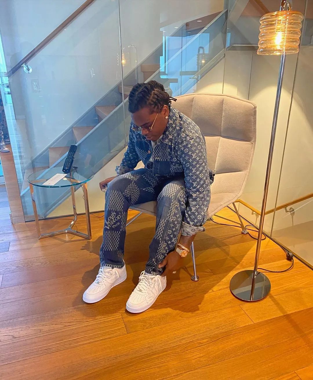 是什么收纳箱比冠军奖杯还贵？|今日球鞋上脚