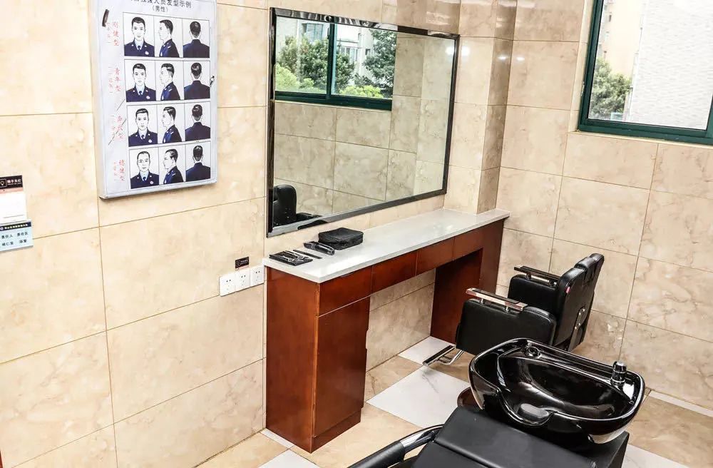 鍧氭寔涓や弗涓ゅ噯鐙犳姄闃熶紞绠＄悊,鍧氭寔涓や弗涓ゅ噯寤鸿鏍囧噯