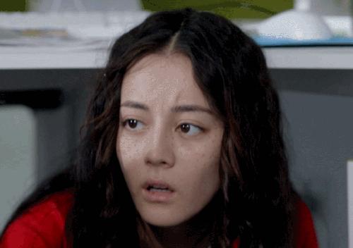 爱长斑的女人怎么办,女生长斑