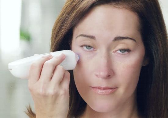 爱长斑的女人怎么办,女生长斑