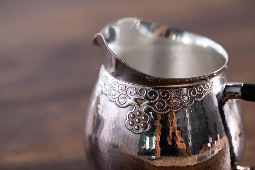 纯银嵌金荷花银壶纯手工泡茶银壶,纯银复古银壶