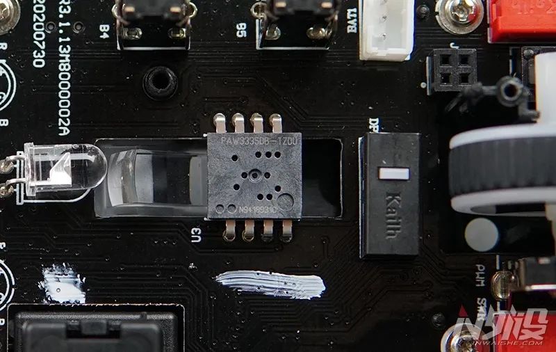 多彩m800无线鼠标拆解,多彩m800pro鼠标测评