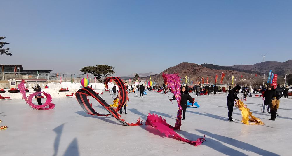 防疫措施得力市民家门口庆元旦