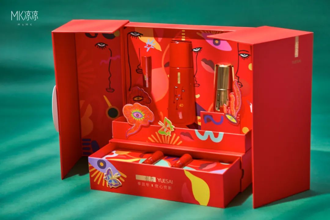 年度最上头的口红只要100多块,最正的正红色口红