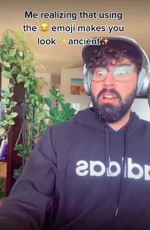 00后吐槽80后90后,00后嘲笑90后非主流