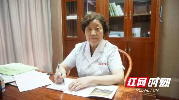 40岁男子因痛风并发肾衰竭,中国中医治疗痛风的十大名医