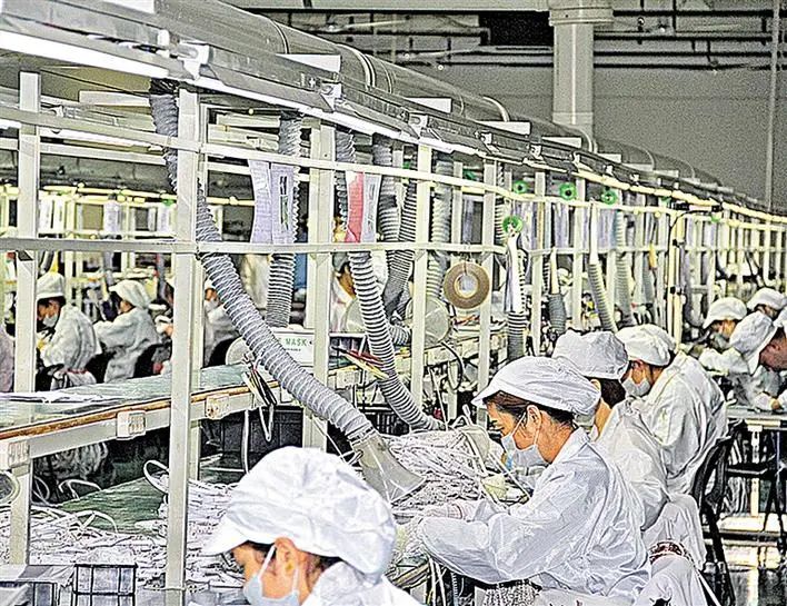 犇腾向前！龙华人以更牛干劲起好步